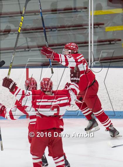 Thumbnail 2 in Peabody Veterans Memorial vs Masconomet Regional (MIAA D2 North 1st Round) photogallery.