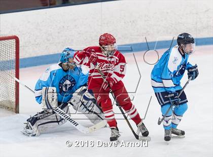 Thumbnail 3 in Peabody Veterans Memorial vs Masconomet Regional (MIAA D2 North 1st Round) photogallery.