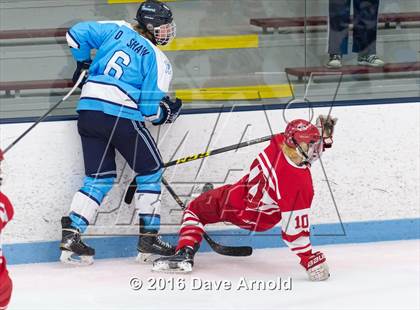 Thumbnail 3 in Peabody Veterans Memorial vs Masconomet Regional (MIAA D2 North 1st Round) photogallery.