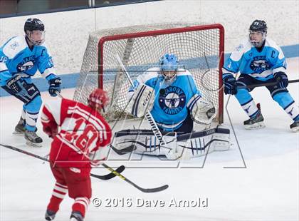 Thumbnail 3 in Peabody Veterans Memorial vs Masconomet Regional (MIAA D2 North 1st Round) photogallery.