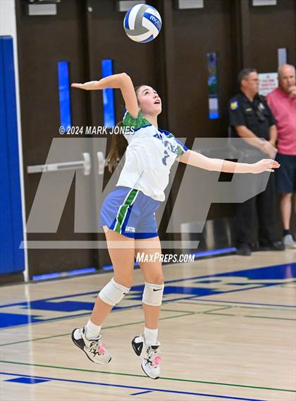 Thumbnail 2 in Xavier College Prep vs. Corona del Sol photogallery.