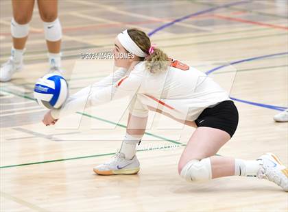 Thumbnail 2 in Xavier College Prep vs. Corona del Sol photogallery.