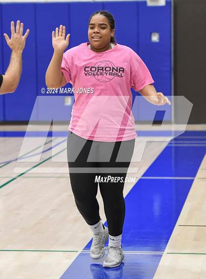 Thumbnail 3 in Xavier College Prep vs. Corona del Sol photogallery.