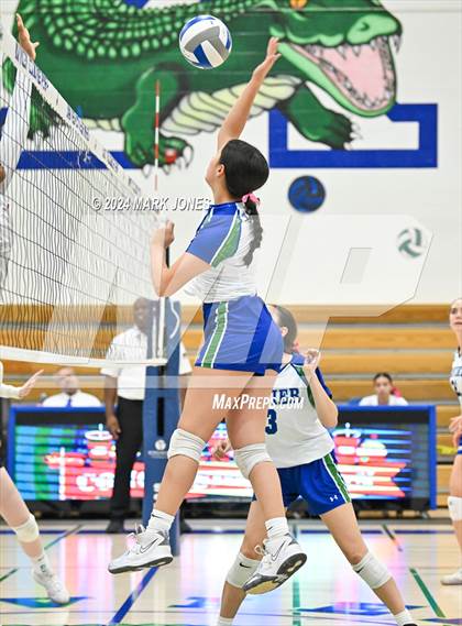 Thumbnail 2 in Xavier College Prep vs. Corona del Sol photogallery.