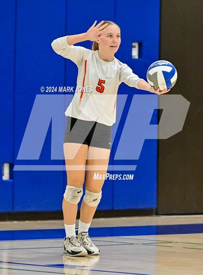 Thumbnail 2 in Xavier College Prep vs. Corona del Sol photogallery.