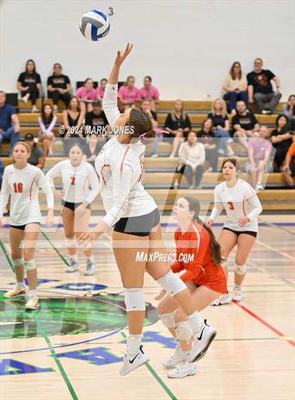 Thumbnail 2 in Xavier College Prep vs. Corona del Sol photogallery.