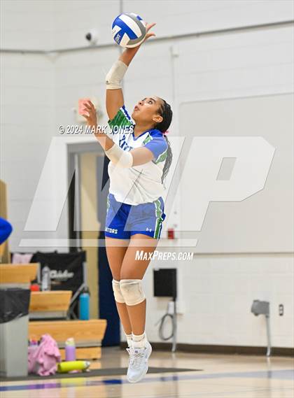 Thumbnail 2 in Xavier College Prep vs. Corona del Sol photogallery.