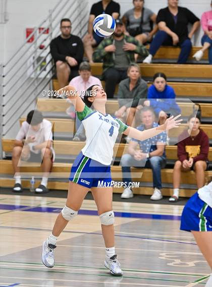 Thumbnail 2 in Xavier College Prep vs. Corona del Sol photogallery.