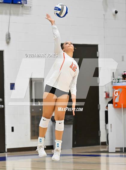 Thumbnail 1 in Xavier College Prep vs. Corona del Sol photogallery.