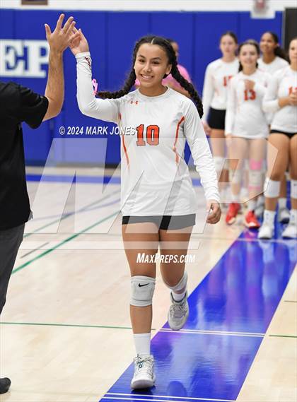 Thumbnail 3 in Xavier College Prep vs. Corona del Sol photogallery.