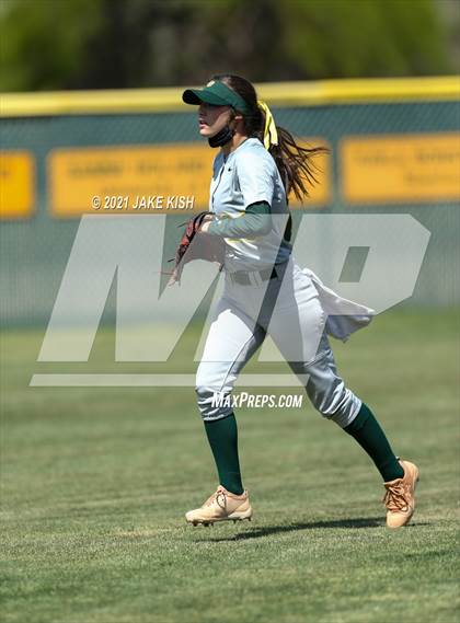 Thumbnail 3 in Sahuaro @ Canyon del Oro photogallery.