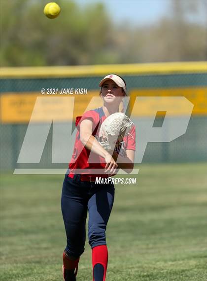 Thumbnail 1 in Sahuaro @ Canyon del Oro photogallery.