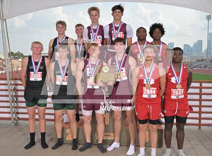Thumbnail 2 in UIL 3A Track and Field State Finals (Awards) photogallery.
