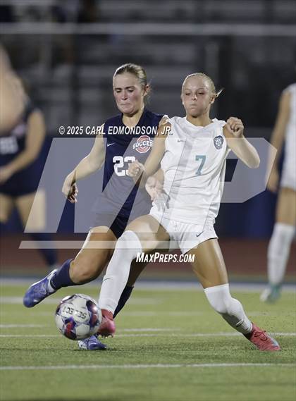 Thumbnail 2 in Siegel @ Oakland photogallery.