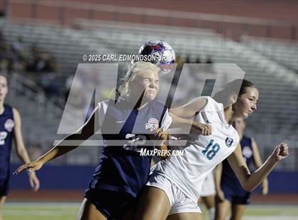 Thumbnail 3 in Siegel @ Oakland photogallery.