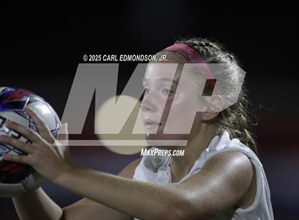 Thumbnail 3 in Siegel @ Oakland photogallery.