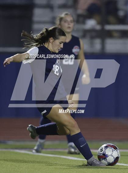 Thumbnail 3 in Siegel @ Oakland photogallery.