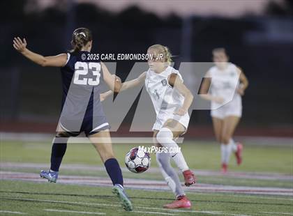 Thumbnail 2 in Siegel @ Oakland photogallery.