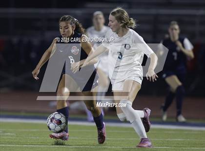 Thumbnail 3 in Siegel @ Oakland photogallery.