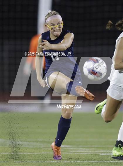 Thumbnail 2 in Siegel @ Oakland photogallery.