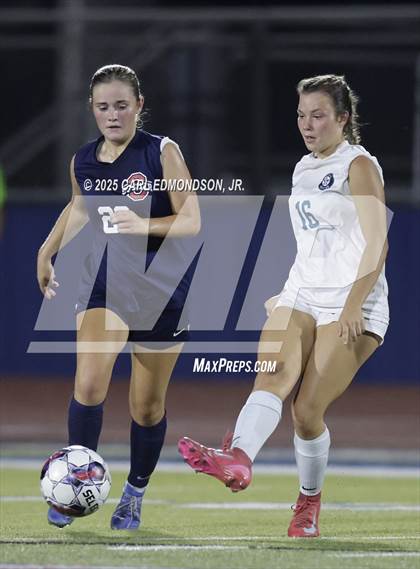 Thumbnail 2 in Siegel @ Oakland photogallery.