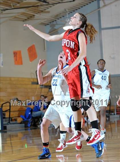 Thumbnail 1 in Sierra vs. Ripon photogallery.