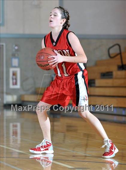 Thumbnail 2 in Sierra vs. Ripon photogallery.