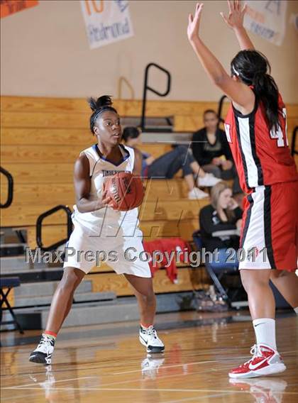 Thumbnail 3 in Sierra vs. Ripon photogallery.