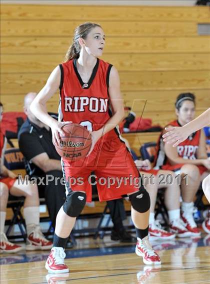 Thumbnail 2 in Sierra vs. Ripon photogallery.