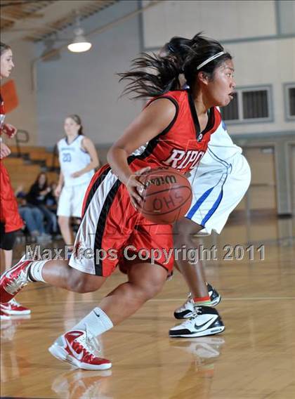 Thumbnail 2 in Sierra vs. Ripon photogallery.