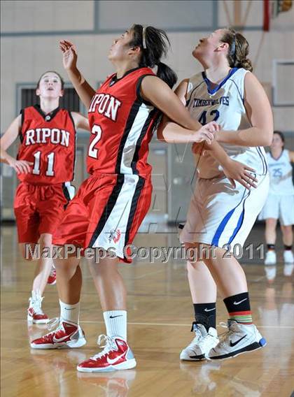 Thumbnail 1 in Sierra vs. Ripon photogallery.