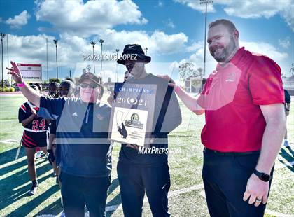 Thumbnail 2 in Antelope Valley vs. Northview (CIF SS DIV 5 Championship) photogallery.