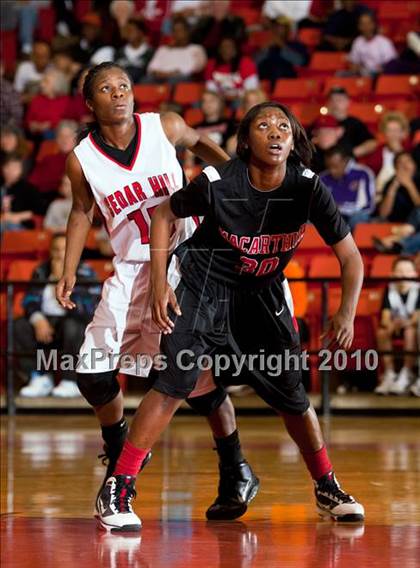 Thumbnail 2 in MacArthur vs. Cedar Hill (Texas 5A Region I Final) photogallery.