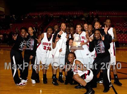 Thumbnail 3 in MacArthur vs. Cedar Hill (Texas 5A Region I Final) photogallery.