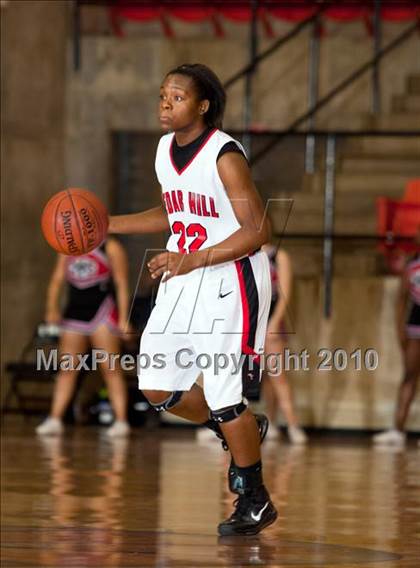 Thumbnail 1 in MacArthur vs. Cedar Hill (Texas 5A Region I Final) photogallery.