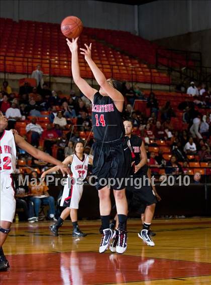 Thumbnail 3 in MacArthur vs. Cedar Hill (Texas 5A Region I Final) photogallery.