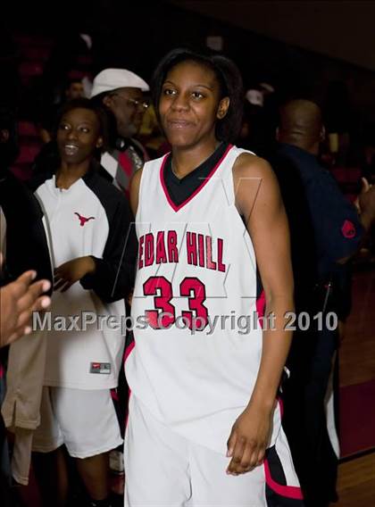 Thumbnail 3 in MacArthur vs. Cedar Hill (Texas 5A Region I Final) photogallery.