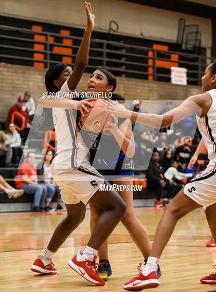 Thumbnail 3 in Salesian College Preparatory vs. Shadow Mountain (NIKE Tournament of Champions) photogallery.