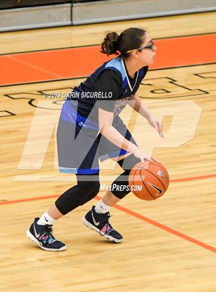 Thumbnail 2 in Salesian College Preparatory vs. Shadow Mountain (NIKE Tournament of Champions) photogallery.