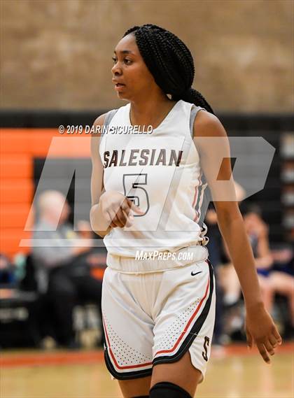 Thumbnail 3 in Salesian College Preparatory vs. Shadow Mountain (NIKE Tournament of Champions) photogallery.