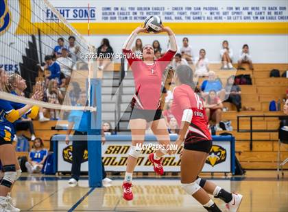 Thumbnail 1 in Fallbrook @ San Pasqual photogallery.