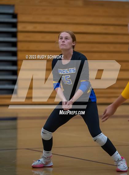 Thumbnail 3 in Fallbrook @ San Pasqual photogallery.