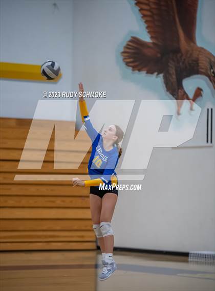 Thumbnail 3 in Fallbrook @ San Pasqual photogallery.