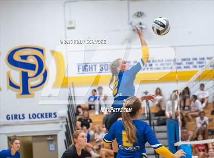 Thumbnail 2 in Fallbrook @ San Pasqual photogallery.