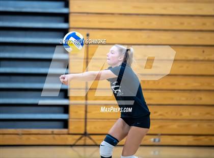 Thumbnail 2 in Fallbrook @ San Pasqual photogallery.
