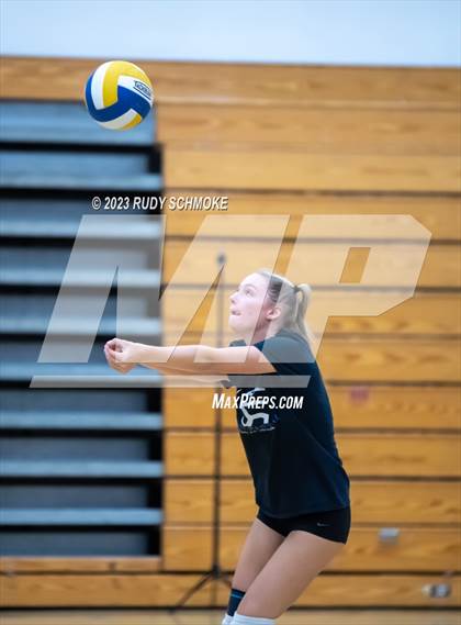 Thumbnail 3 in Fallbrook @ San Pasqual photogallery.