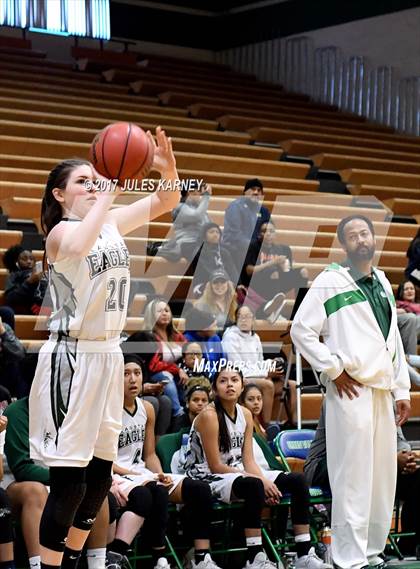 Thumbnail 1 in Green Valley vs Flagstaff (Gator Winter Classic) photogallery.