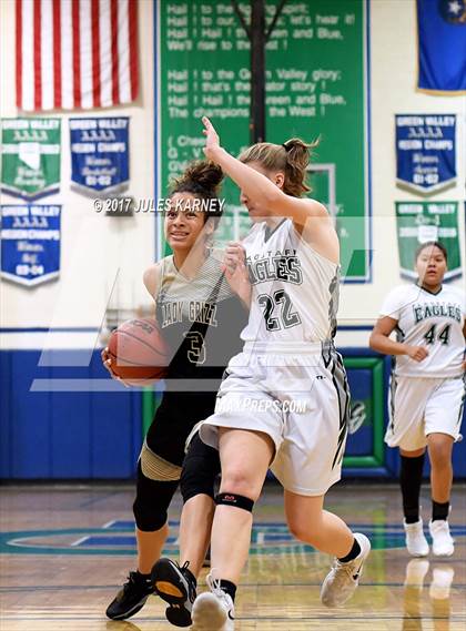 Thumbnail 1 in Green Valley vs Flagstaff (Gator Winter Classic) photogallery.