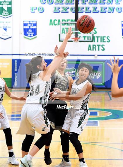 Thumbnail 2 in Green Valley vs Flagstaff (Gator Winter Classic) photogallery.