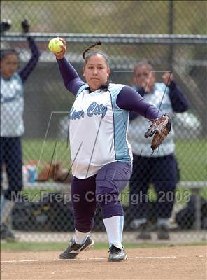 Thumbnail 3 in River City vs. Franklin (River City Tournament) photogallery.